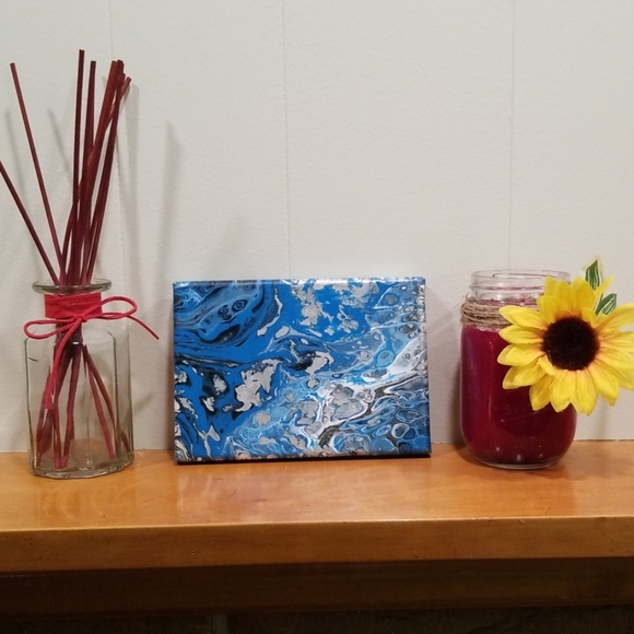 5"x7" Handmade Paint Pour - Picture 4 of 5